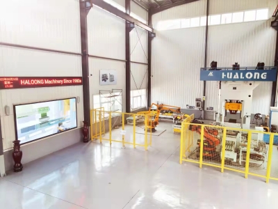 鄭州華隆伺服螺旋壓力機(jī)，為什么如此受青睞